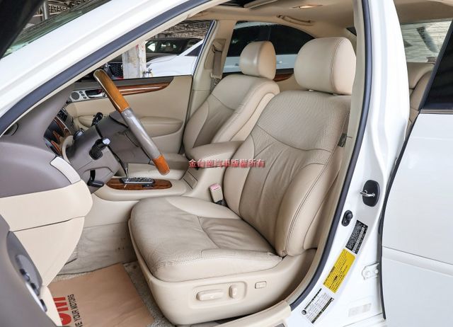 ES330 只跑13.2萬 全車原鈑件 定速 天窗 記憶椅 雙區恆溫 ABS 八安 里程保證!  第8張相片