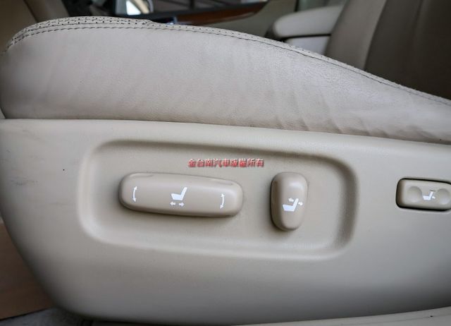 ES330 只跑13.2萬 全車原鈑件 定速 天窗 記憶椅 雙區恆溫 ABS 八安 里程保證!  第11張相片