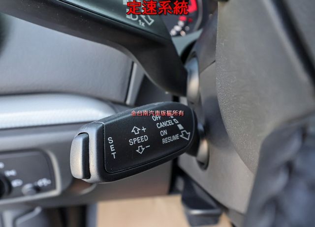 變速箱剛整理好 無菸車 15年式 14/10出廠 30TFSI 定速 ABS 雙區恆溫 衛星導航 快撥 倒車顯影 原鈑件  第12張相片