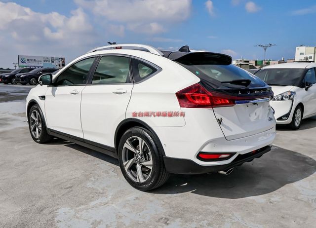 最高GT旗艦智駕版 電動椅 天窗 只跑11.2萬 定速 車道偏離 自動停車 環景 HUD iKEY 電動尾門 原鈑件  第2張相片