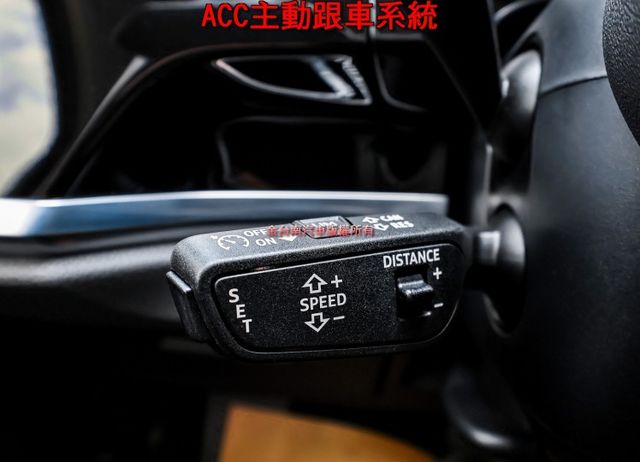 35TFSI 一手車 只跑1.2萬 全車原板件 根本新車 LV2 雙電動椅 電動尾門 環景 車載系統 原廠保固中 可全貸  第13張相片