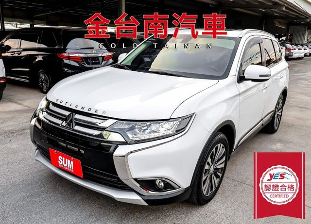 4WD旗艦型 天窗 電動椅 ACC AEB 車道偏離 iKEY 雙區恆溫 電動尾門 一手車 全車原板件 車況超好 可全貸  第1張相片