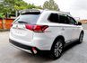 4WD旗艦型 天窗 電動椅 ACC AEB 車道偏離 iKEY 雙區恆溫 電動尾門 一手車 全車原板件 車況超好 可全貸  第2張縮圖