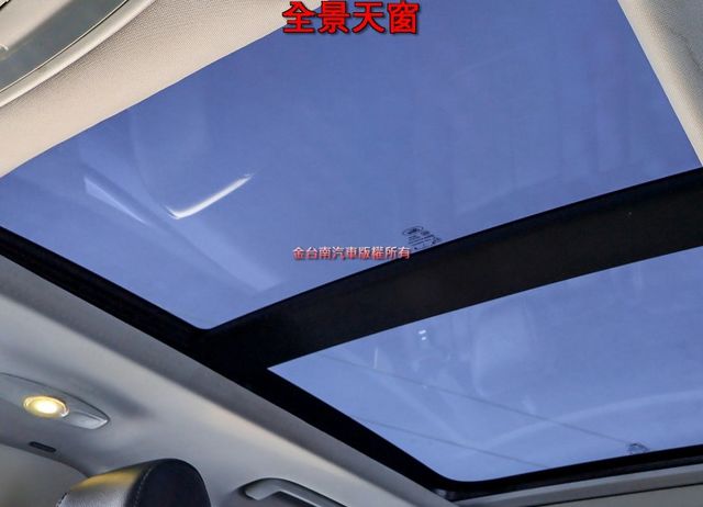 4WD 汽油最高旗艦版 ACC 全景天窗 車道偏離 自動停車 盲點 電動椅 衛星導航 電動尾門 iKEY 原鈑件  第12張相片