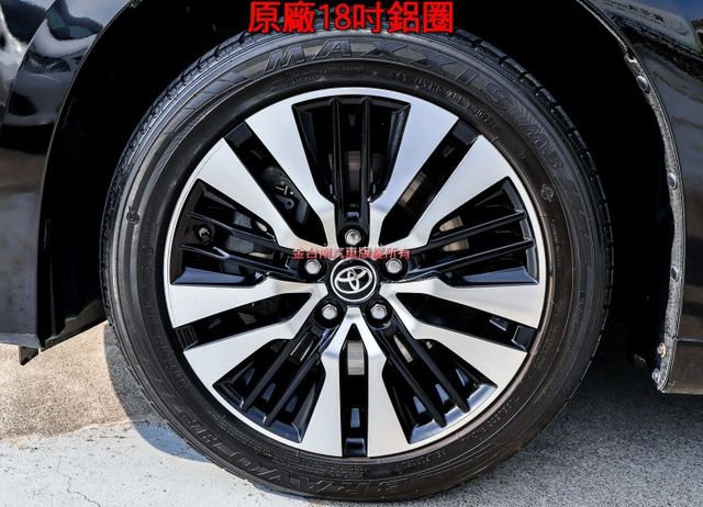 最佳豪華商務座艙 七人座 四座電動椅 全景天窗 雙電動滑門 電動尾門 少跑全車原板件 原廠保養 可全貸 附全額發票!  第7張相片