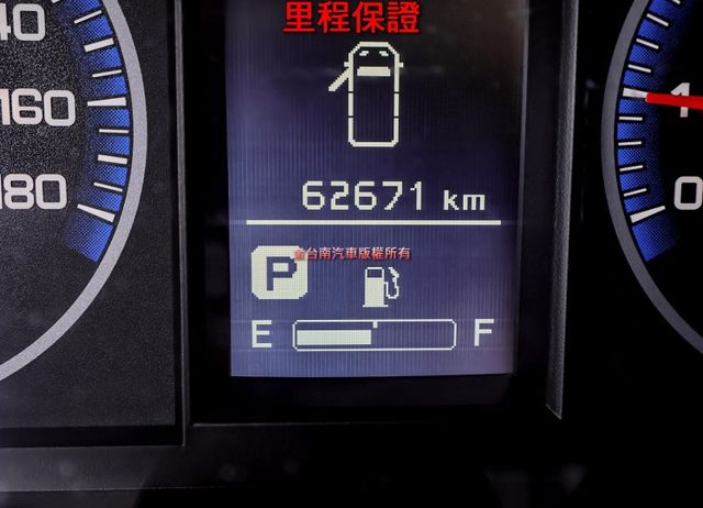 自排 22/12出廠 只跑6.2萬 TCS ABS 雙安 後座冷氣 一手 全車原鈑件 里程保證 附全額發票!  第13張相片