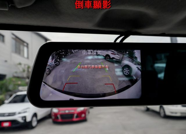 自排 22/12出廠 只跑6.2萬 TCS ABS 雙安 後座冷氣 一手 全車原鈑件 里程保證 附全額發票!  第15張相片