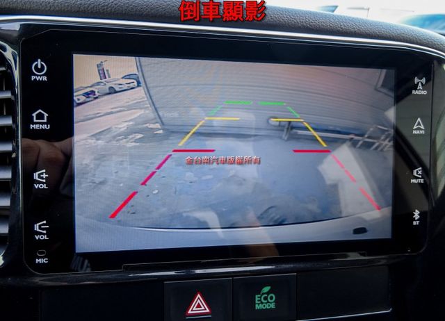 典藏型 少跑里程保證 全車原板件 車況超好 大螢幕安卓影音 恆溫 TCS  ABS 雙安 可全貸 不用殺價就很便宜!  第16張相片