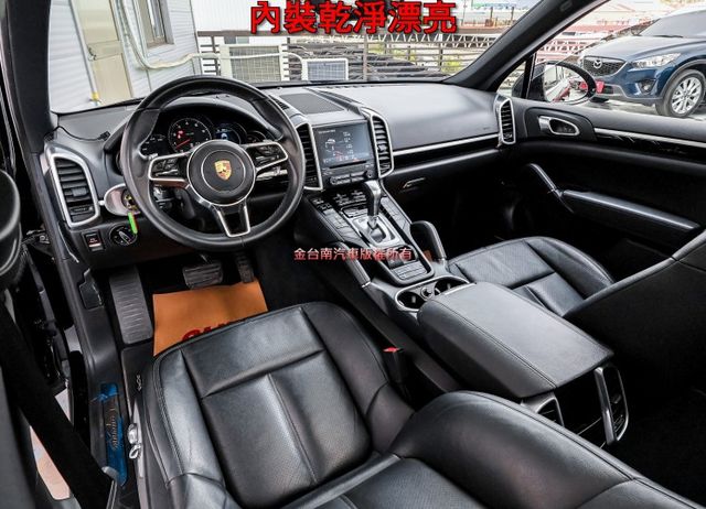 小改白金版 300HP馬力 選配全景天窗 雙電動椅 NAVI 電動尾門 只跑8.6萬 里程保證 可全貸 不用殺價就很便宜  第12張相片