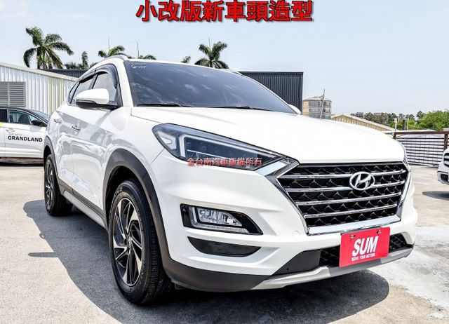 20年式小改尊爵版 只跑5.7萬 全車原板件 電動椅 安卓影音 ACC AEB 車道偏離 恆溫 可全貸!  第3張相片