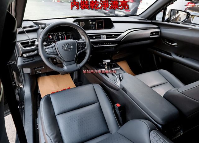 菁英Plus版 一手車 少跑里程保證 全車原板件 雙電動椅 18吋鋁圈 iKEY ACC AEB 車道維持 可全貸!  第11張相片