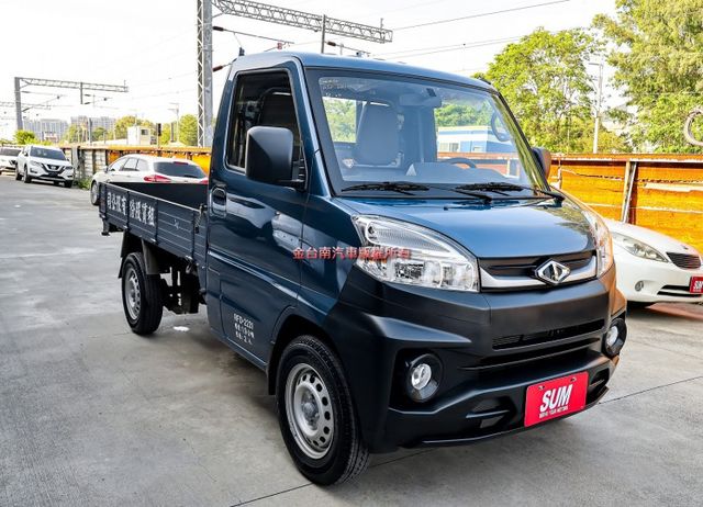 A210 自排 貨斗長2,410mm 可載重950KG 一手車 只跑2千 盲點 TCS ABS 雙安 定速 可全貸!  第5張相片