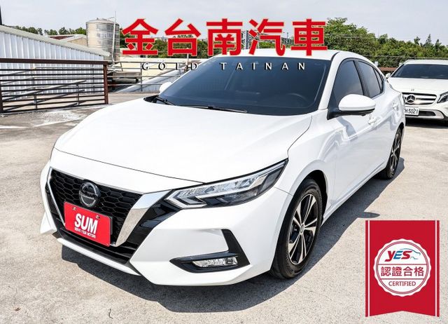 尊爵版 一手車 只跑1.2萬 原廠保養 全車原板件 ACC AEB 車道偏離 環景 車載系統 雙區恆溫 可全貸!  第1張相片
