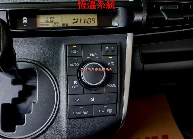14年式 13/11出廠 經典版 只跑11.2萬 恆溫 ABS 雙安 方控 原鈑件 里程保證 不用殺價就很便宜!  第17張相片