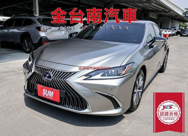 300h 21/9領 只跑4.4萬 天窗 車道偏離 ACC AEB 車載系統 雙電熱椅 環景 LED頭尾燈 一手原鈑件  第1張相片