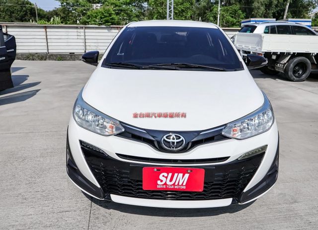 經典版 一手車 ABS TCS 液晶螢幕 電折後視鏡 九安 里程保證 原廠保固中 可全貸!  第5張相片