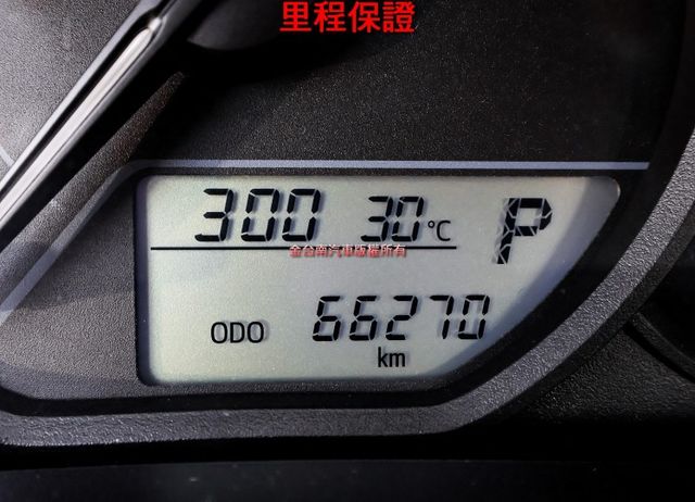 經典版 一手車 ABS TCS 液晶螢幕 電折後視鏡 九安 里程保證 原廠保固中 可全貸!  第16張相片
