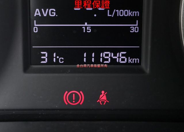 小改款 一手車 全車原鈑件 ABS TCS 全車六安 里程保證 不用殺價就很便宜!  第15張相片