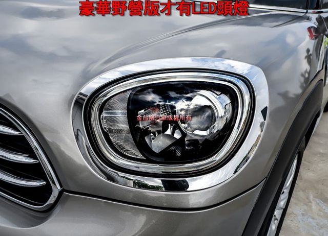 20年式 豪華野營版 雙電動椅 NAVI iKEY 定速 倒車顯影 電動尾門 全車原板件 車況超好 可全貸!  第5張相片
