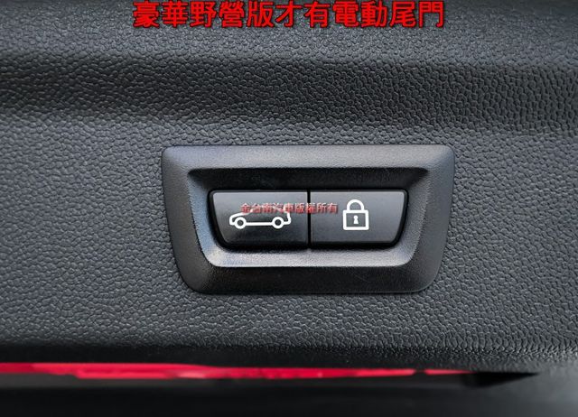 20年式 豪華野營版 雙電動椅 NAVI iKEY 定速 倒車顯影 電動尾門 全車原板件 車況超好 可全貸!  第18張相片