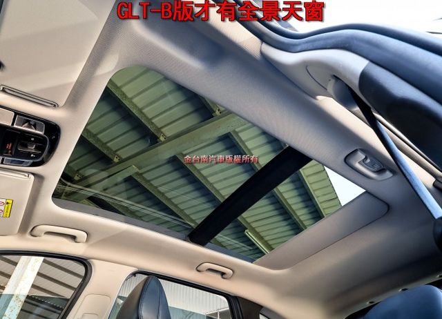 GLT-B頂級版 一手車 只跑5萬 全車原板件 LV2 全景天窗 電動椅 電動尾門 車載系統 可全貸 不用殺價就很便宜!  第11張相片