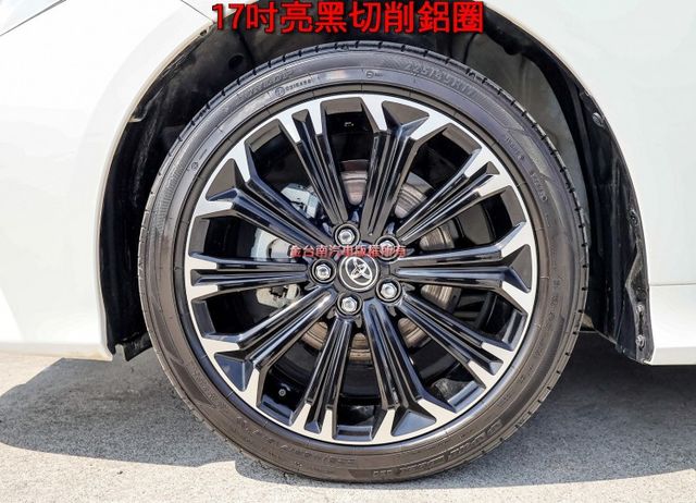 油電 GR Sport 只跑1萬 ACC AEB 車道維持 iKEY 盲點 車載系統 恆溫 一手 原鈑件 原廠保養保固中  第6張相片