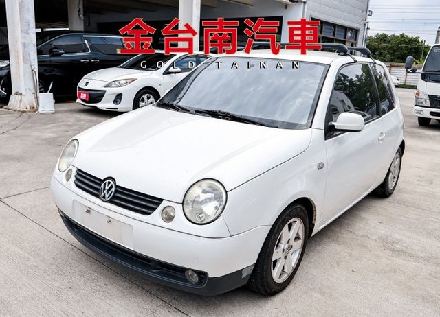 三門四人座 代步通勤小車 一年只跑六千多 里程保證 安卓影音 前座雙安!  第1張相片