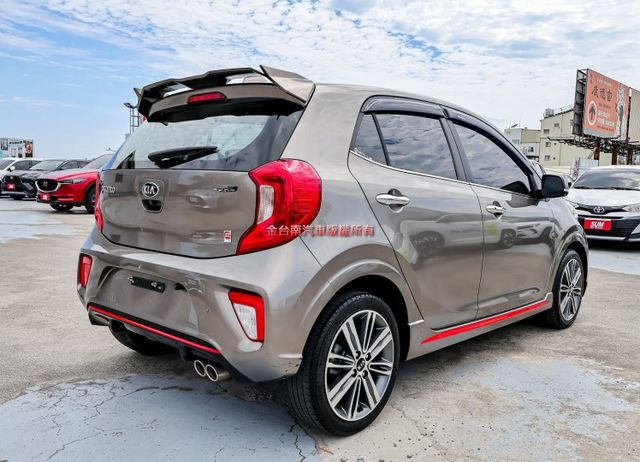 原裝進口 GT-LINE頂級版 一手只跑5.3萬 AEB 空力套件 16吋鋁圈 恆溫 iKEY 可全貸 不用殺價就便宜!  第3張相片