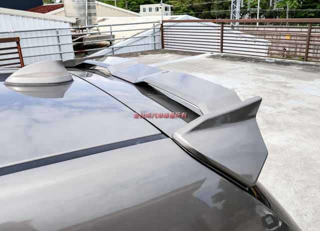 原裝進口 GT-LINE頂級版 一手只跑5.3萬 AEB 空力套件 16吋鋁圈 恆溫 iKEY 可全貸 不用殺價就便宜!  第7張相片