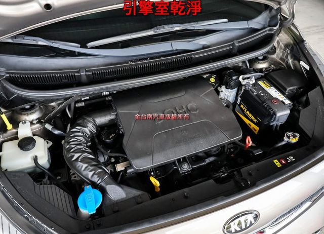 原裝進口 GT-LINE頂級版 一手只跑5.3萬 AEB 空力套件 16吋鋁圈 恆溫 iKEY 可全貸 不用殺價就便宜!  第20張相片