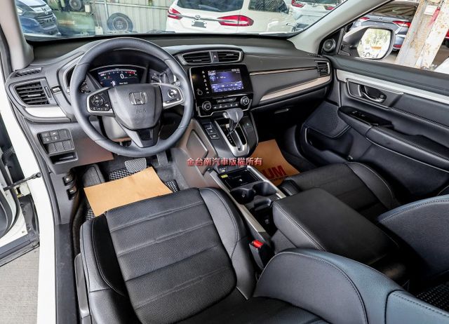 VTi-S 只跑5.3萬 ACC AEB 車道偏離 電動尾門 快撥 雙區恆溫 iKEY 衛星導航 一手車 原鈑件!  第9張相片