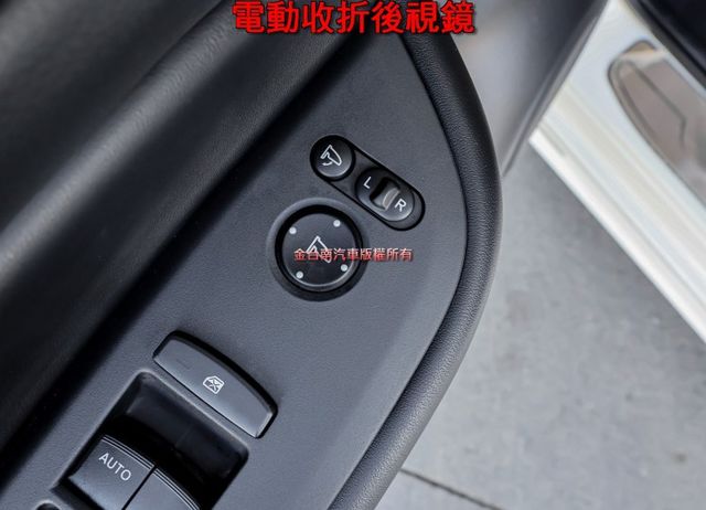 23年式 22/12出廠 只跑2.4萬 ACC AEB 車道偏離 iKEY 車載系統 盲點 一手車 原鈑件 原廠保養  第9張相片