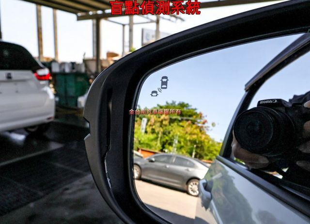 23年式 22/12出廠 只跑2.4萬 ACC AEB 車道偏離 iKEY 車載系統 盲點 一手車 原鈑件 原廠保養  第11張相片