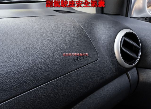 一年只跑六千多 里程保證 車況超好 ABS 雙安 代步通勤好選擇 不用殺價就很便宜!  第15張相片