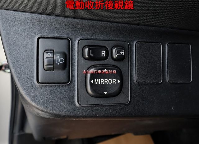 油電 平均油耗 26.5km/ltr 代步通勤好選擇 車況超好 TCS 全車九安 iKEY 恆溫 可全貸!  第11張相片