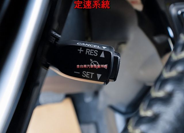 油電 平均油耗 26.5km/ltr 代步通勤好選擇 車況超好 TCS 全車九安 iKEY 恆溫 可全貸!  第13張相片