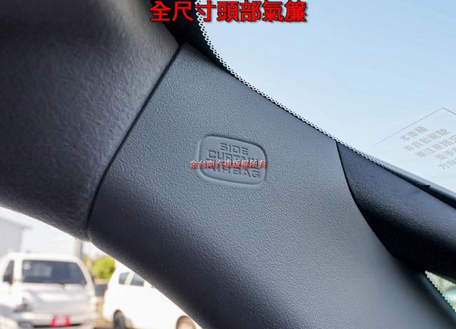 油電 25年式 使用約半年 只跑9千 ACC AEB 車道維持 盲點 車載系統 恆溫 一手車 全車原鈑件 可全貸!  第19張相片