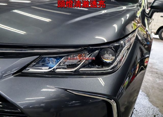 油電 只跑4萬 ACC AEB 車道維持及偏離 盲點 iKEY 恆溫 TCS ABS 九安 一手 全車原鈑件 里程保證!  第6張相片