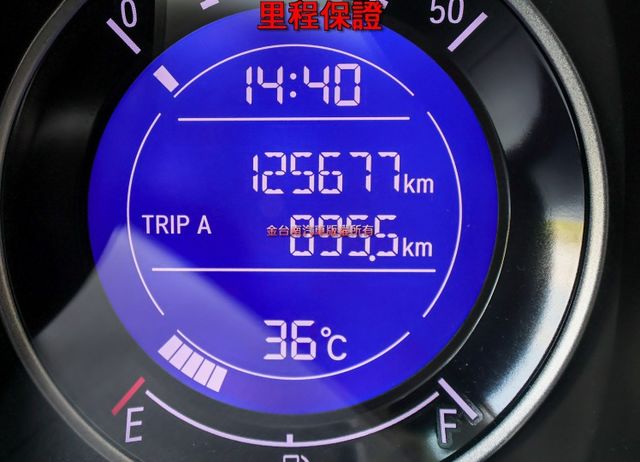 四輪剛換全新胎 S版 定速 快撥 iKEY 影音 衛星導航 恆溫 ABS TCS 八安 全車原鈑件 里程保證 可全貸!  第13張相片