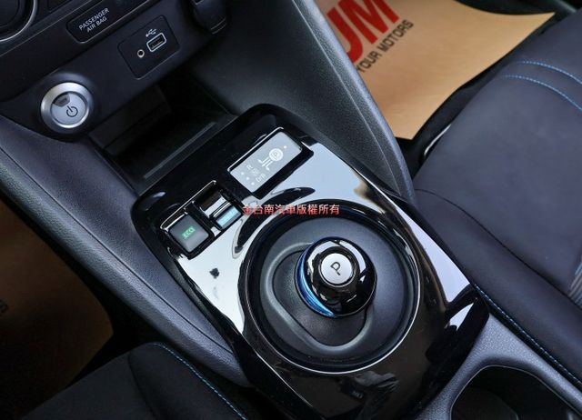 最實惠電動車 ACC AEB 車道偏離 CARPLAY iKEY 盲點 LED頭燈 環景 十安 原鈑件 原廠保養!  第17張相片
