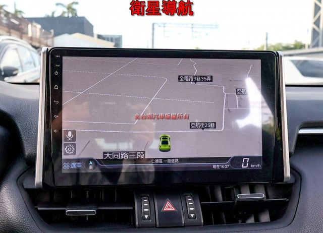 旗艦版 ACC AEB 車道偏離 衛星導航 環景 記憶椅 雙電熱椅 iKEY 盲點 HUD 一手車 原鈑件 可全貸!  第20張相片