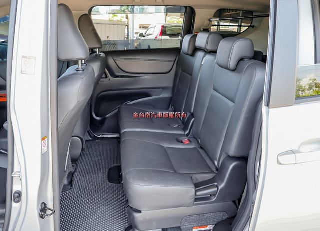 24年式 11月領牌 只跑8千 AEB 車道偏離 iKEY 車載系統 恆溫 TCS 一手 全車原鈑件 原廠保養!  第9張相片