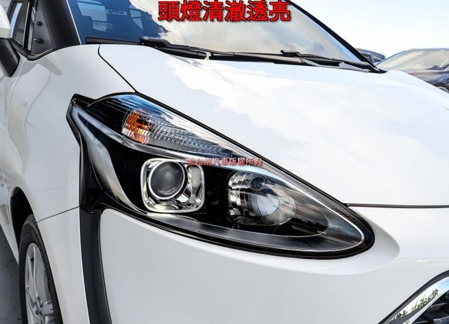 豪華+版 一手車 只跑6萬 全車原板件 電動側滑門 盲點 定速 iKEY 恆溫 可全貸 不用殺價就很便宜!  第5張相片