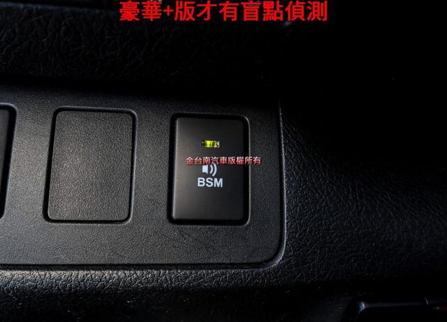 豪華+版 一手車 只跑6萬 全車原板件 電動側滑門 盲點 定速 iKEY 恆溫 可全貸 不用殺價就很便宜!  第11張相片