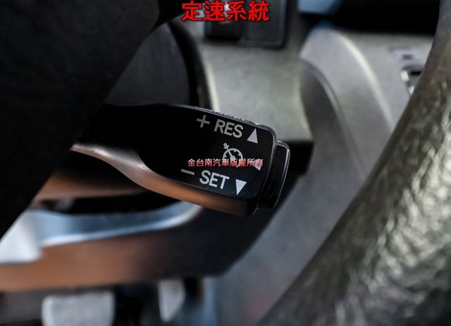豪華+版 一手車 只跑6萬 全車原板件 電動側滑門 盲點 定速 iKEY 恆溫 可全貸 不用殺價就很便宜!  第14張相片