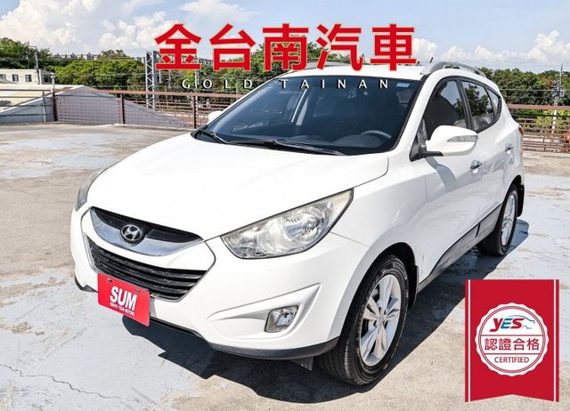 2.4尊貴型 一手車 只跑6.9萬 里程保證 全車原板件 電動椅 雙區恆溫 TCS ABS 雙安 可全貸!  第1張相片