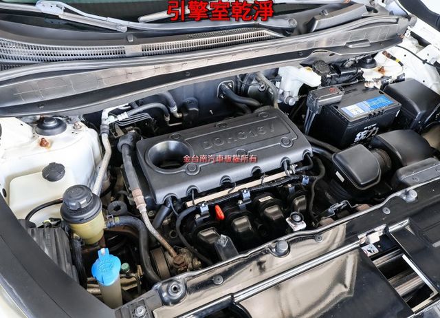 2.4尊貴型 一手車 只跑6.9萬 里程保證 全車原板件 電動椅 雙區恆溫 TCS ABS 雙安 可全貸!  第17張相片