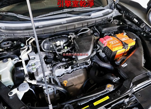 原裝進口 全車原板件 車況超好 影音系統 倒車顯影 HID頭燈 NAVI TCS ABS 全車六安 代步通勤好選擇!  第17張相片