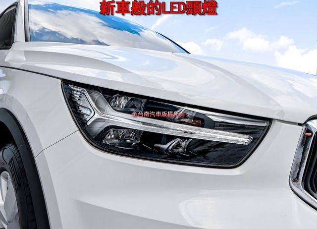 22年式 21/12領牌 只跑2.5萬 原廠保養 全車原板件 雙電動椅 LV2 環景 感應尾門 車載系統 可全貸!  第5張相片