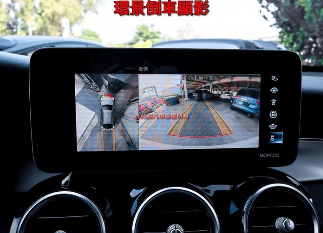 總代理 絕美跑旅 23P 雙記憶椅 電動尾門 環景 車載系統 全車原板件 車況超好 里程保證 可全貸 不用殺價就很便宜!  第15張相片